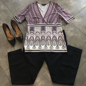 BCBG Graphic Print Top!! Size Medium